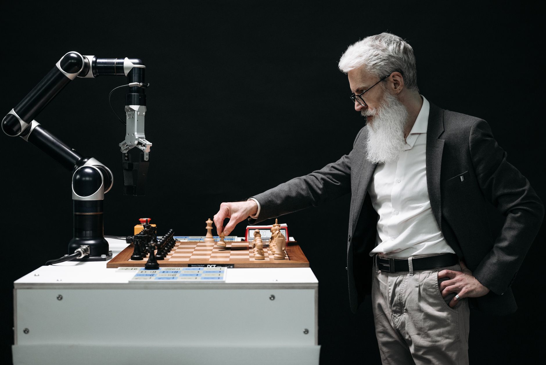 Mastering Governance and Architecture for Agentic AI Success